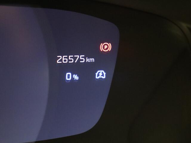 Peugeot 2008 1.2 Hybrid 145 GT | Stoelverwarming | Alcantara | Navigatie | Camera |