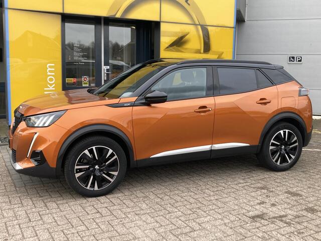 Peugeot 2008 1.2 PureTech GT Pack 155pk Automaat | Navigatie | Dealer onderhouden | Adaptive Cruise control | Camera | Parkeersensoren | Trekhaak | Keyless Entry + Start | 18" LMV