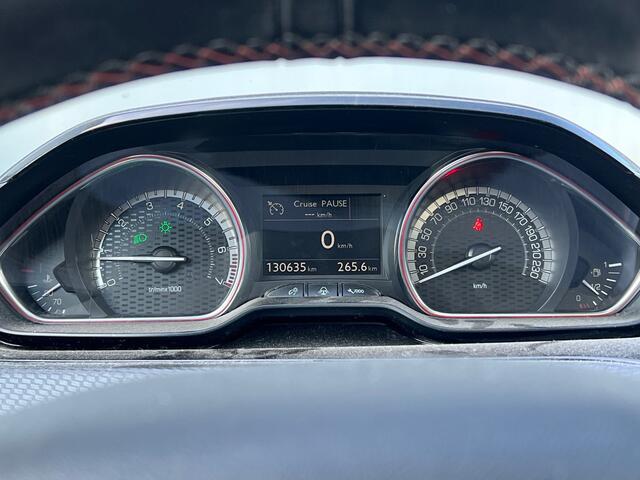 Peugeot 2008 BWJ 2018 | 1.2I 111PK GT-line | PANO DAK | TREKHAAK | LEDER/STOF SPORTSTOELEN | CAMERA A | CLIMA | NAVI |