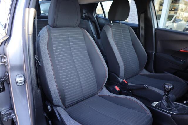 Peugeot 2008 1.2 PureTech Active CARPLAY STOELVERW. 360-CAMERA DAB CRUISE NAVI VOICE PDC