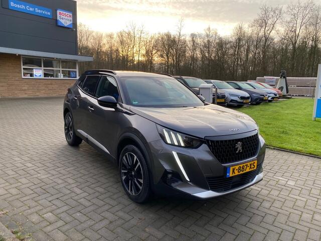 Peugeot 2008 1.2 PURETECH GT