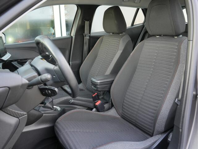 Peugeot 2008 1.2 PureTech Active Pack | Climate | DAB+ | LED |