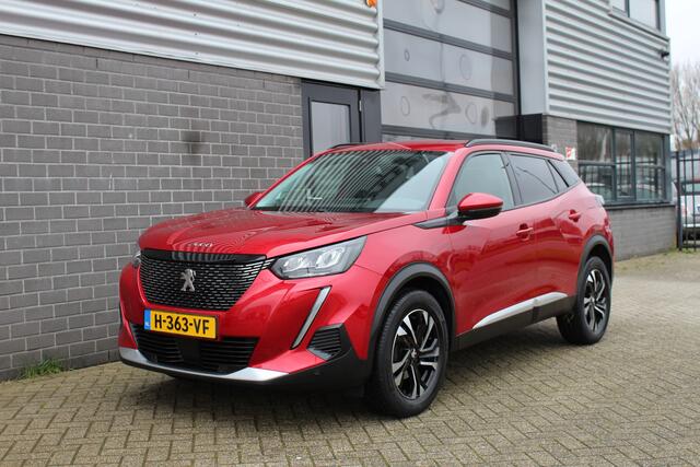 Peugeot 2008 1.2 PureTech Allure / Carplay / Keyless / N.A.P.