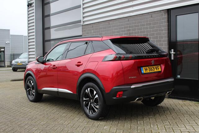 Peugeot 2008 1.2 PureTech Allure / Carplay / Keyless / N.A.P.