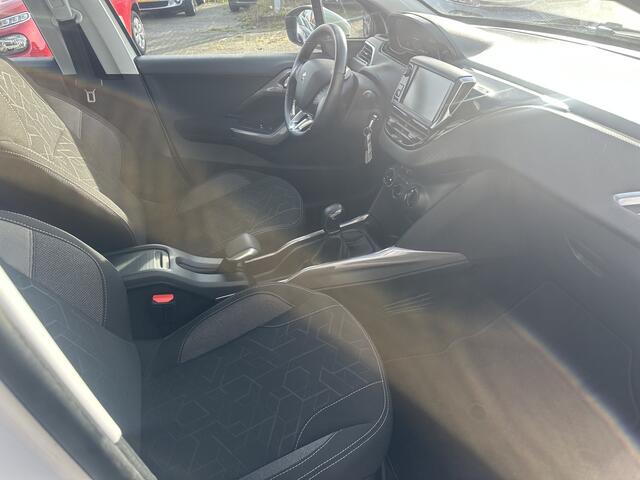 Peugeot 2008 1.2 PureTech Active