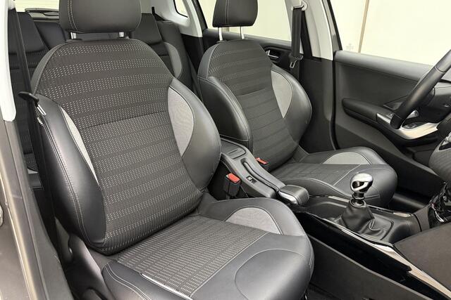 Peugeot 2008 1.2 PureTech 130pk Blue Lease Allure | Panorama Dak | DAB+ | Navigatie | Climate Control | Cruise Control | Achteruitrijcamera |LichtMetalen Velgen met All Seasonbanden