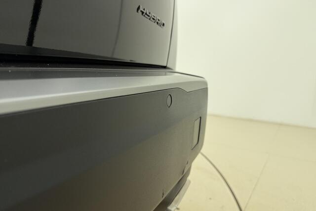 Peugeot 2008 1.2 Hybrid Allure | 145PK | AUTOMAAT | Keyless Entree | Climate Control | Cruise Control | Parkeersensoren Rondom | Apple Carplay/Android Auto Draadloos |