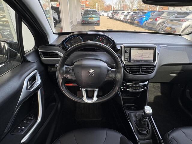 Peugeot 2008 1.2T 110pk Blue Lease Allure | PanoramaDak | Navigatie | Climate & Cruise Control | Achteruitrijd Camera | AppleCarplay/Anrdoid Auto | LMV |