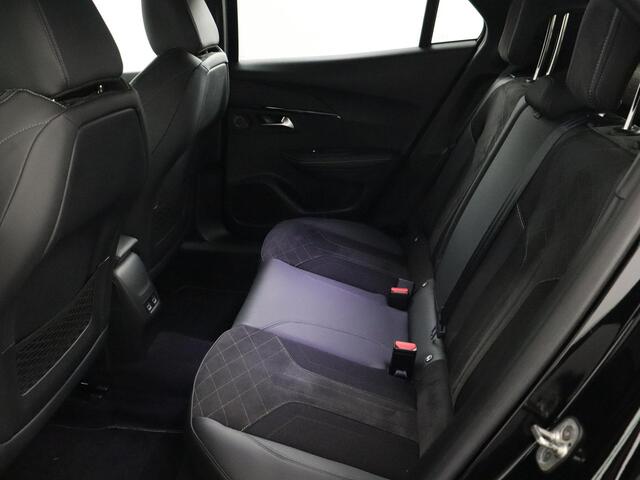 Peugeot 2008 1.2 PureTech GT | Trekhaak | Camera | Navigatie | ACC!