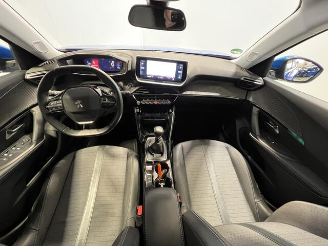 Peugeot 2008 1.2 PureTech Blue Lease Allure | Navigatie/Android/Apple Carplay | LM Velgen 17" | Cruise Control | LED Koplampen | Airco Automatisch |