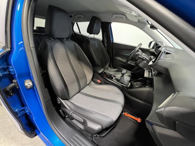 Peugeot 2008 1.2 PureTech Blue Lease Allure | Navigatie/Android/Apple Carplay | LM Velgen 17" | Cruise Control | LED Koplampen | Airco Automatisch |