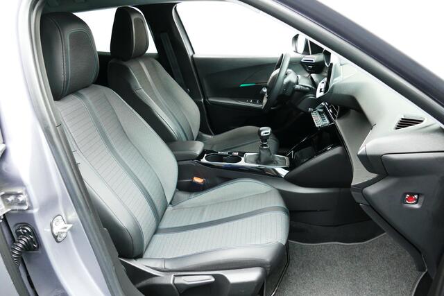 Peugeot 2008 1.2 130pk Allure Pack. Camera, Navi, Clima, Cruise, 17"LMV, Full Led Koplampen