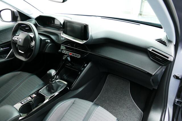 Peugeot 2008 1.2 130pk Allure Pack. Camera, Navi, Clima, Cruise, 17"LMV, Full Led Koplampen