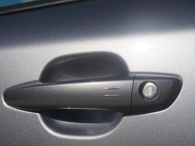 Peugeot 2008 1.2 Hybrid 145 Allure 360 Camera