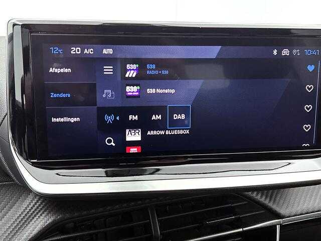 Peugeot 2008 100 PK Allure | Rijklaar | Parkeersensoren rondom | Apple carplay / android auto |