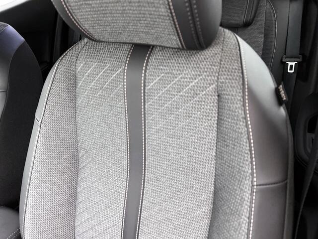 Peugeot 2008 100 PK Allure | Rijklaar | Parkeersensoren rondom | Apple carplay / android auto |