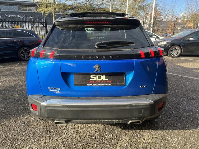 Peugeot 2008 1.2 PureTech GT-Line 131PK!! // SCHUIF-KANTELDAK // DODEHOEK // LED // CAMERA+SENSOREN // HALF LEDER // 3D COCKPIT //