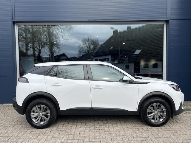 Peugeot 2008 1.2 Turbo 100 PK Active Pack | Navigatie | Apple carplay | Hoge zitpositie | Parkeersensoren | Climate Control | Cruise Control | Lichtmetalen velgen |