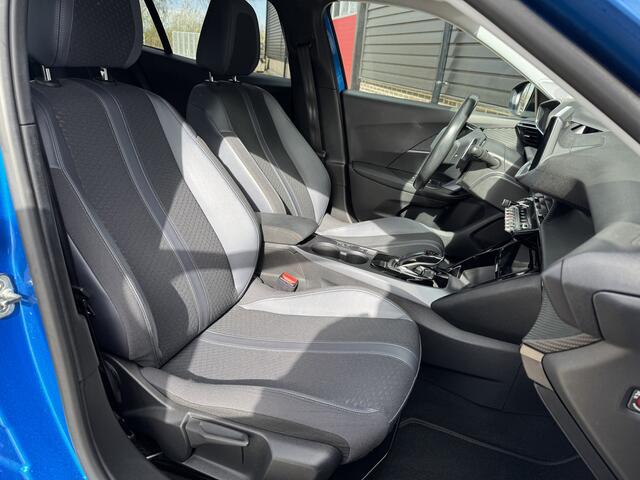 Peugeot 2008 1.2 130 pk Allure Automaat Keyless, Camera