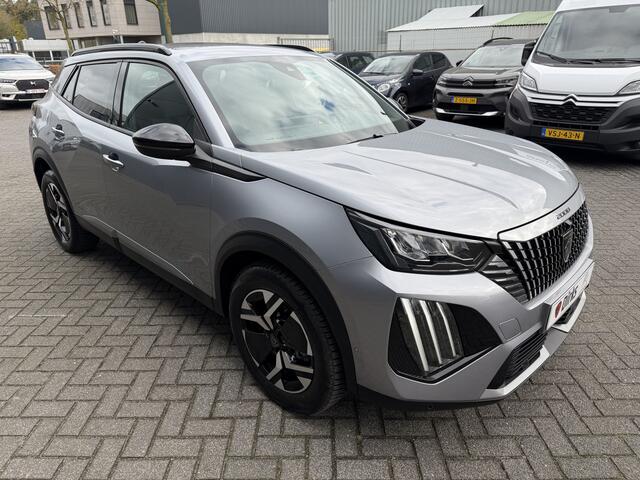 Peugeot 2008 100pk Allure Pack (360gr Camera - Keyless Entry - Adaptieve Cruise Controle - LED - Parkeersensoren V+A - Automatische Airco - 3D Cockpit - Navigatie - 17"incl 4S)