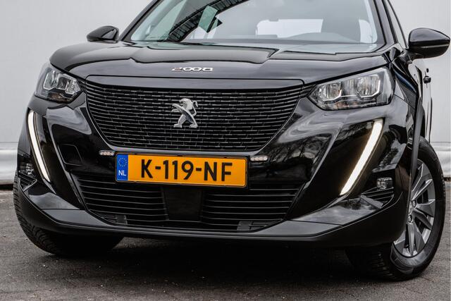 Peugeot 2008 1.2 PureTech Aut.8 Blue Lease Active Trekhaak/ Stoelverwarming/ Camera/ DAB+/ Full map navigatie