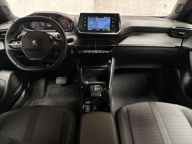 Peugeot 2008 1.2 PureTech Allure Sport 131Pk Automaat (APPLE CARPLAY, GROOT NAVI, ZWART HEMEL, LEDER, 360 CAMERA, SPORTSTOELEN, GETINT GLAS, LM VELGEN, NIEUWE APK, NIEUWSTAAT)