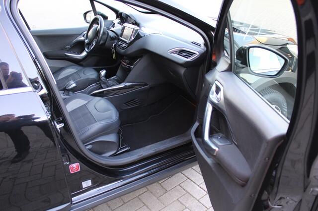 Peugeot 2008 1.2 PureTech Allure