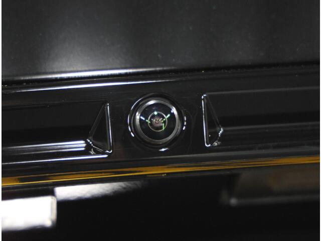 Peugeot 2008 1.2 Hybrid 145 GT | VOORRAAD KORTING ¤7001,- | Navigation Pack | Vision Pack | Drive Assist Plus Pack | Voyageur Pack