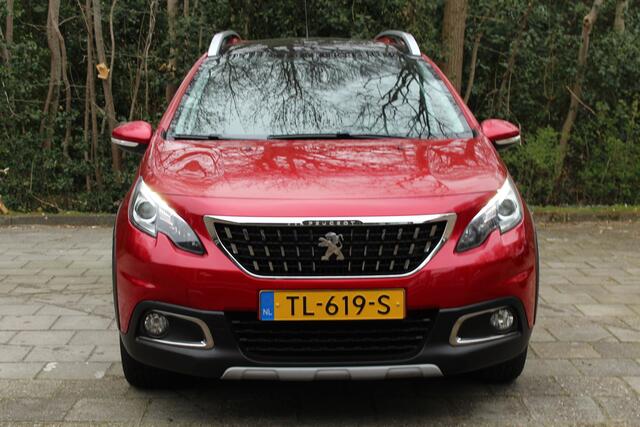 Peugeot 2008 1.2 PureTech Allure trekhaak clima cruise half leer enz.