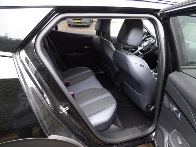 Peugeot 2008 1.2 PT 131 pk-Carplay-Blth-ECC-Cruise-Media app-Usb