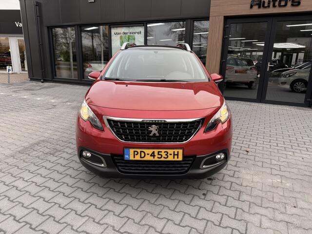 Peugeot 2008 1.2 PureT. Blue Lion panorama dak