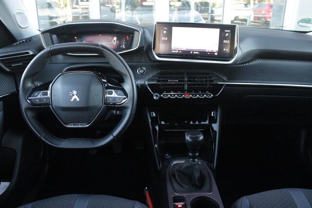 Peugeot 2008 1.2 100PK ALLURE PACK | ACHTERUITRIJ CAMERA | NAVIGATIE | APPLE CARPLAY/ANDROID AUTO | CRUISE CONTROL | DAB+ RADIO | KEYLESS START | CLIMATE CONTROL | ZWART DAK | 3-D COCKPIT | LED KOPLAMPEN |