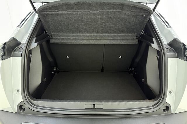 Peugeot 2008 1.2 Hybrid 145 Allure | Navigatie | Camera | Climate & Cruise Control | AppleCarplay/Android Auto |