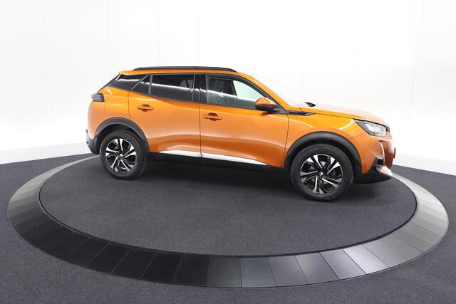 Peugeot 2008 PureTech 130 EAT8 Allure | Allseason banden | Camera | Navigatie | Parkeersensoren