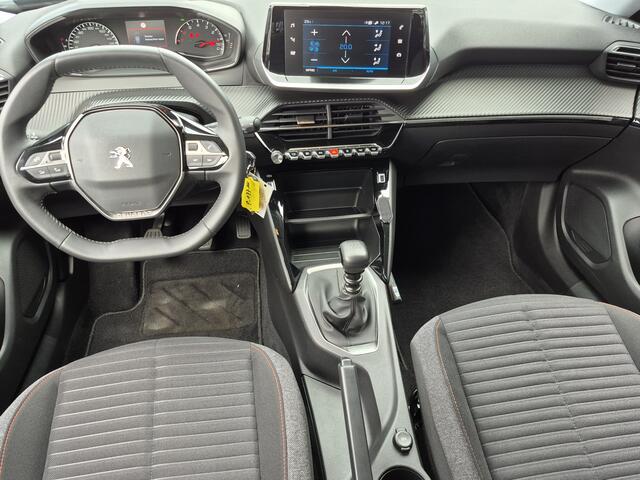 Peugeot 2008 1.2 PureTech Active Pack | Navigatie | Camera | Lichtmetalen Velgen | Apple Carplay en Android Auto |