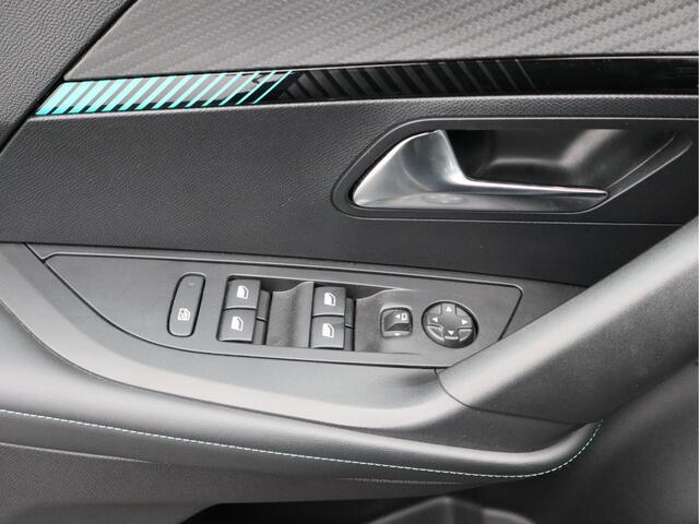 Peugeot 2008 1.2 PureTech Allure/ automaat/ lage km!