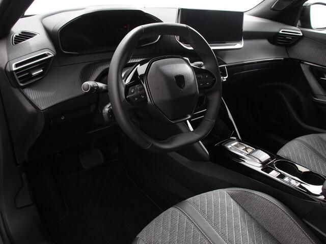 Peugeot 2008 1.2 PureTech 130pk Automaat Allure Navigatie Climate Control Camera 360 Dab Led Lichtmetalen Velgen Parkeer sensoren Cruise Control Adaptive Stoelverwarming