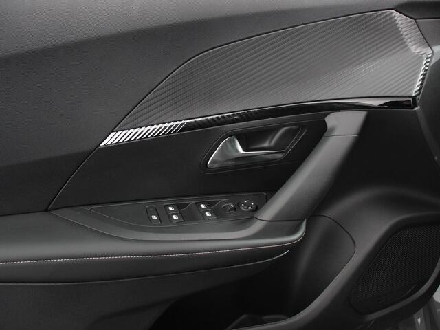 Peugeot 2008 1.2 PureTech 130pk Automaat Allure Navigatie Climate Control Camera 360 Dab Led Lichtmetalen Velgen Parkeer sensoren Cruise Control Adaptive Stoelverwarming