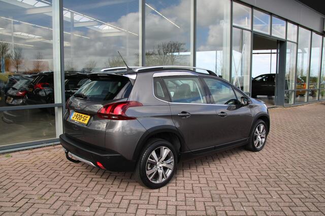 Peugeot 2008 1.2 PureTech 110pk Allure Automaat Airco Navi Trekhaak 63.468km
