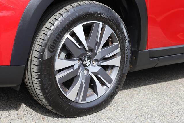 Peugeot 2008 1.2 PureTech Allure PANO TREKHAAK 1e-EIGENAAR CARPLAY DAB NAVI NAP HALFLEER ZEER-NETJES! CRUISE PDC CLIMA DISTRIBUTIE=VERVANGEN! ENZ.