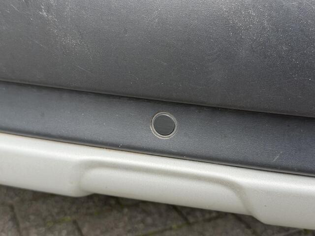 Peugeot 2008 Allure 1.2 PureTech 110PK Navigatie, Achteruitrijcamera, Panoramadak, Parkeersensoren, Apple Carplay, Android Auto