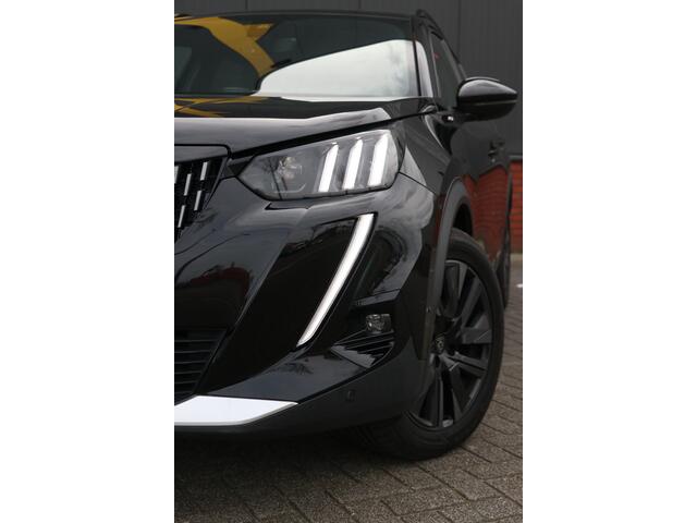 Peugeot 2008 1.2 PureTech GT Pack panorama | leer |