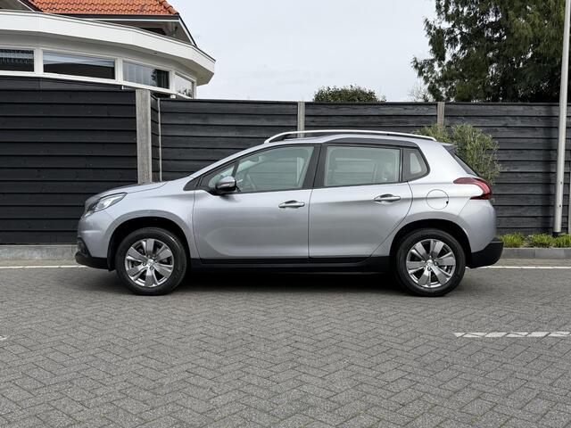 Peugeot 2008 Blue Lion 1.2 PureTech 130PK Navigatie, Parkeersensoren Achter, Panoramadak, Trekhaak, Airco