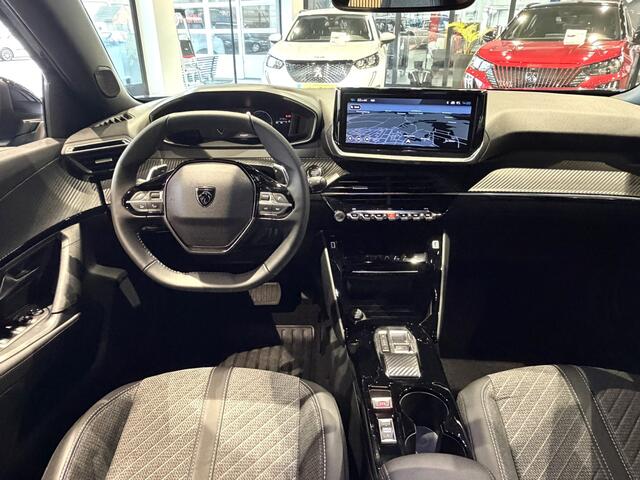 Peugeot 2008 1.2 Hybrid 145 Pk Allure * Navigatie * Keyless Open & Start * Dodehoekbewaking * Camera voor & Achter * Ckimate & Adaptive Cruise Control * Vingerhoets; Vierde Generatie Eersteklas Service. Al meer dan 100 jaar een begrip in de Brabantse Kempen.