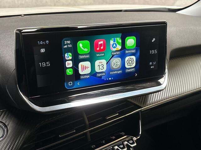 Peugeot 2008 1.2 PureTech Allure Sport (VIRTUAL COCKPIT, APPLE CARPLAY, GROOT NAVI, 360 CAMERA, LEDER, SPORTSTOELEN, KEYLESS, CRUISE, NIEUWSTAAT)