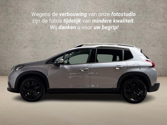 Peugeot 2008 1.2 PureTech Allure (PANORAMADAK, APPLE CARPLAY, NAVIGATIE, LEDER, SPORTSTOELEN, PARKEERSENSOREN, CRUISE, NIEUWE APK, NIEUWSTAAT)