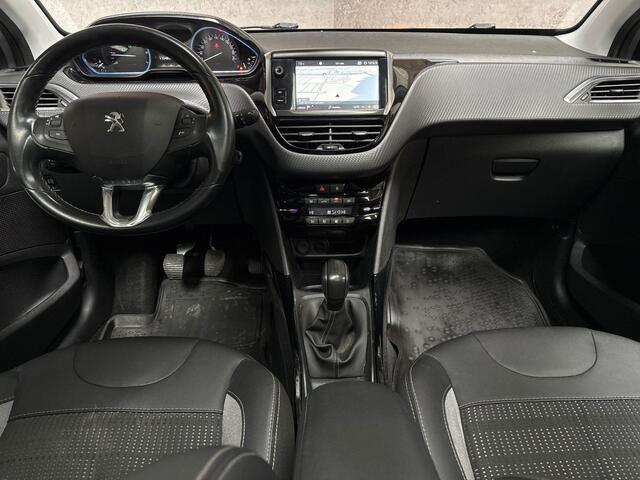 Peugeot 2008 1.2 PureTech Allure (PANORAMADAK, APPLE CARPLAY, NAVIGATIE, LEDER, SPORTSTOELEN, PARKEERSENSOREN, CRUISE, NIEUWE APK, NIEUWSTAAT)