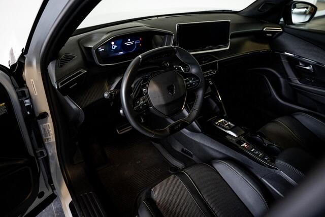 Peugeot 2008 GT 1.2 Hybrid 136 e-DCS6