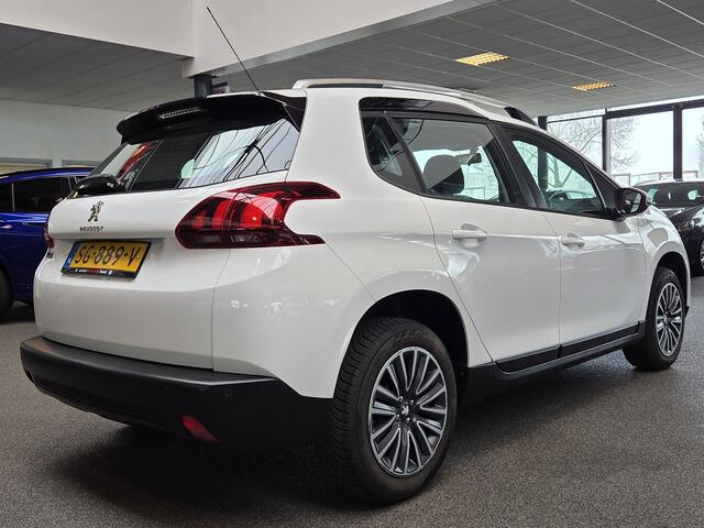 Peugeot 2008 1.2 PureTech Blue Lion