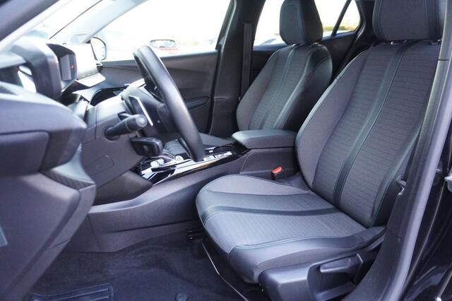 Peugeot 2008 1.2 PureTech Allure Pack Automaat / 1e eig. / Camera / Stoelverwarming / Adaptive cruise
